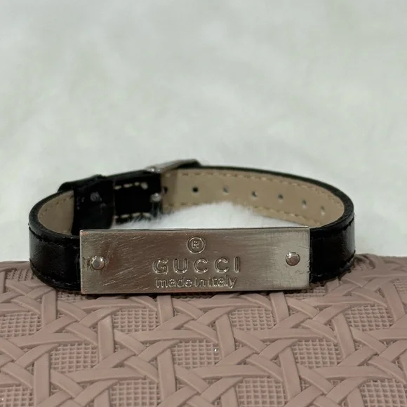 Gucci upcycled Black Leather Bracelet - Picture 3 of 3